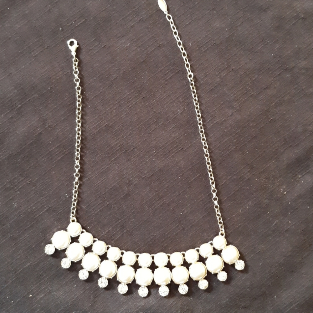 Ann Taylor necklace